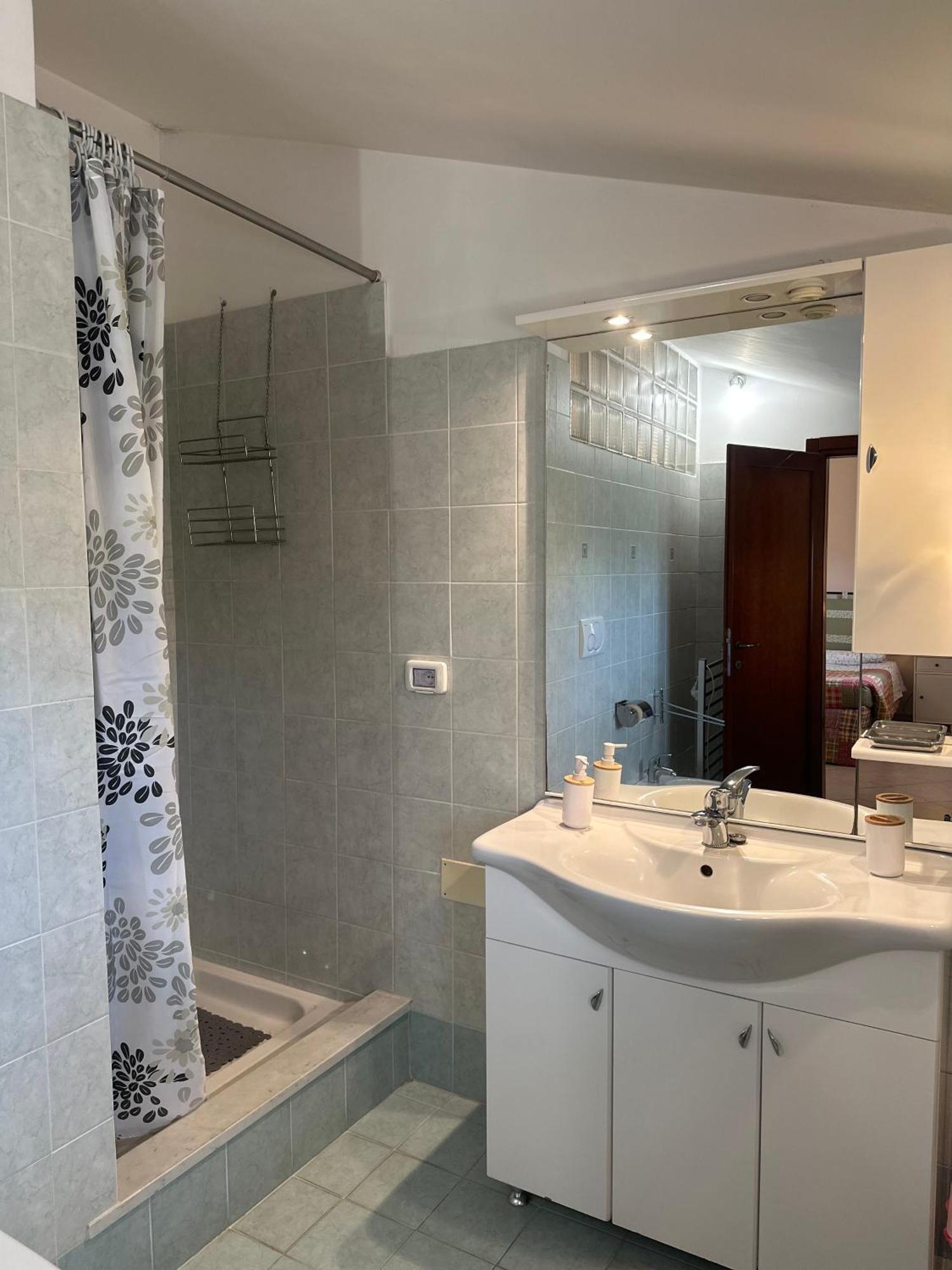 דירות A Viterbo Terme "Casa Vacanze Al Melograno" מראה חיצוני תמונה