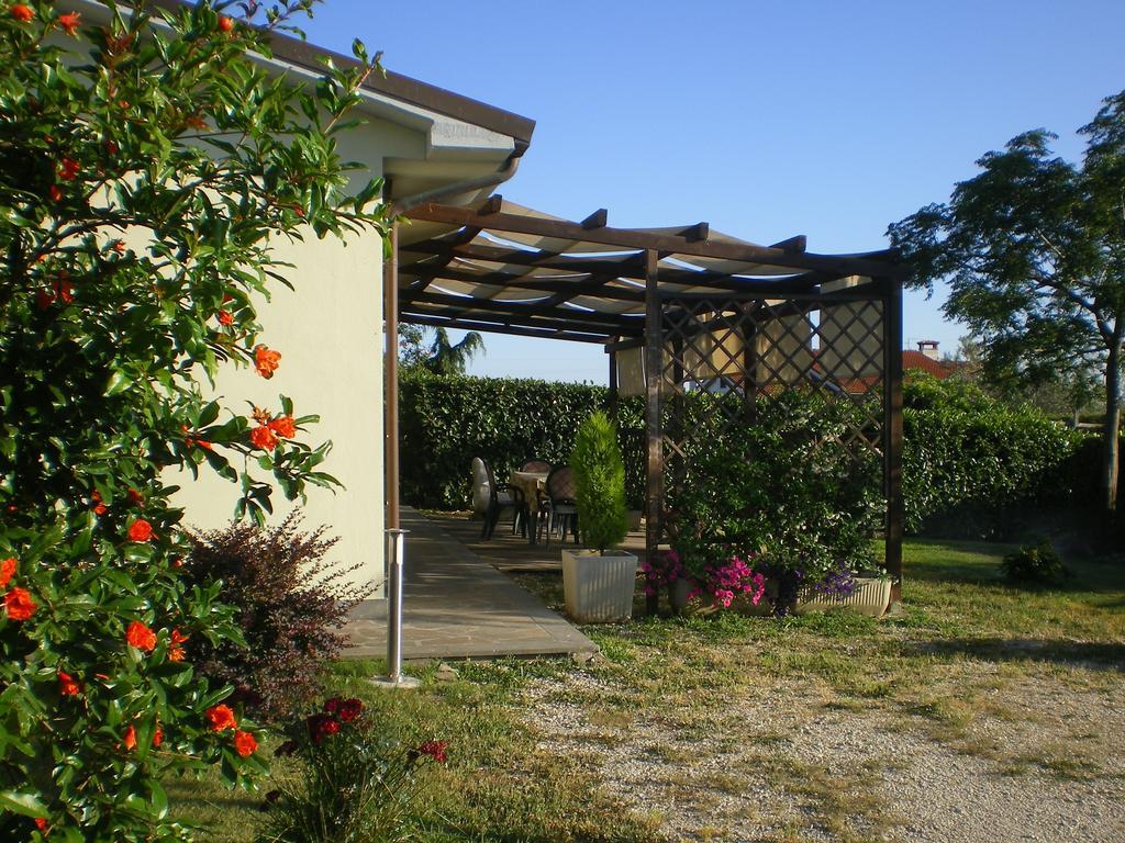 דירות A Viterbo Terme "Casa Vacanze Al Melograno" מראה חיצוני תמונה